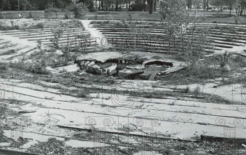 Botsford Inn - Vintage Postcard (newer photo)